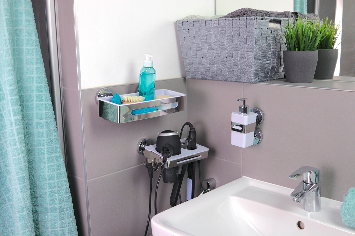 Einzigartiges Saug-System für schnelles, einfaches und sicheres Anbringen.