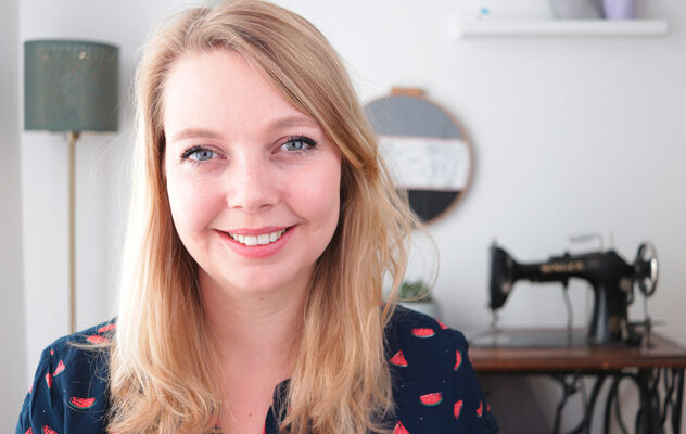 Seit 2014 dreht sich bei der "DIY Eule" auf YouTube alles rund um die Themen DIY und Nähen.